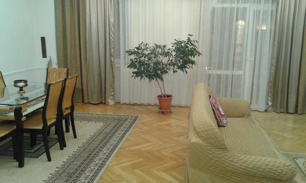 Neftiannikov Avenue Apartment Baku Extérieur photo