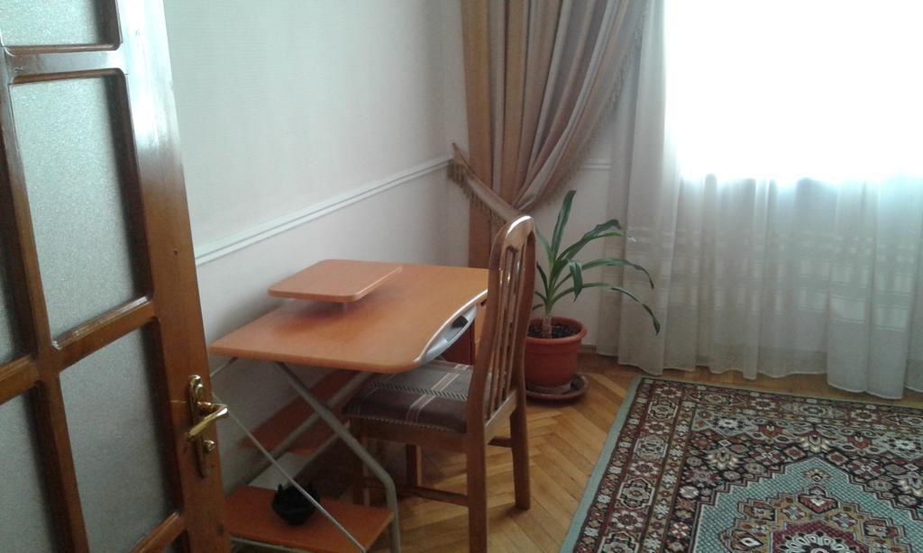 Neftiannikov Avenue Apartment Baku Extérieur photo