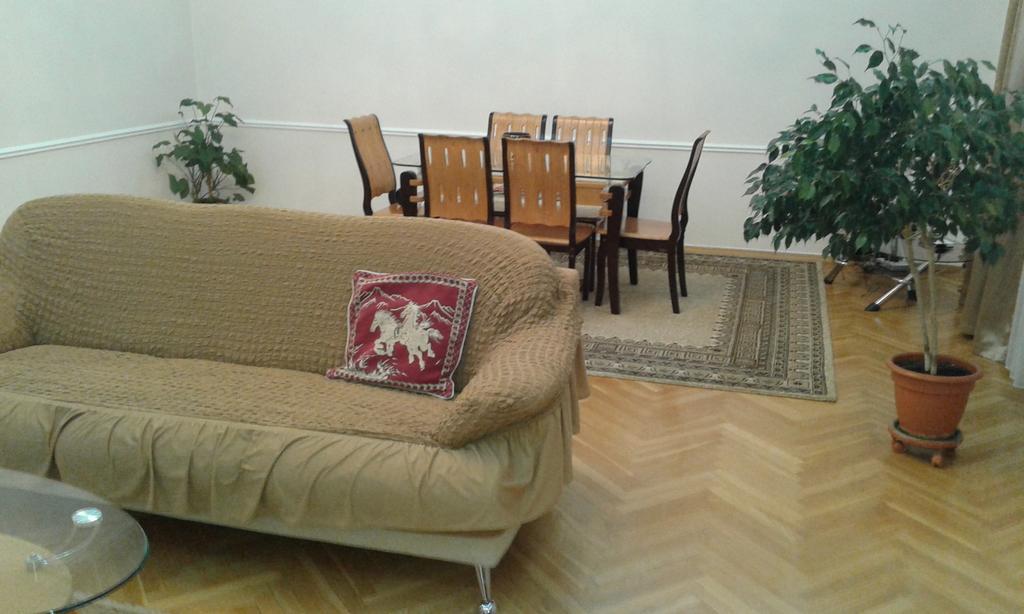 Neftiannikov Avenue Apartment Baku Extérieur photo